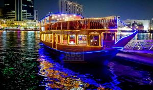 DHOW CRUISE DINNER IN THE CREEK OF DUBAI