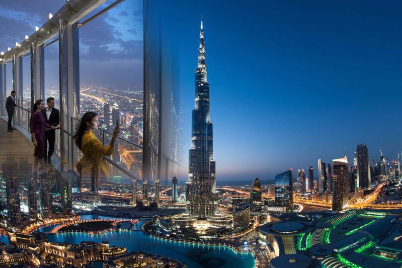 Kong Lear studie Installation At the Top of tallest building on earth (world) 2020